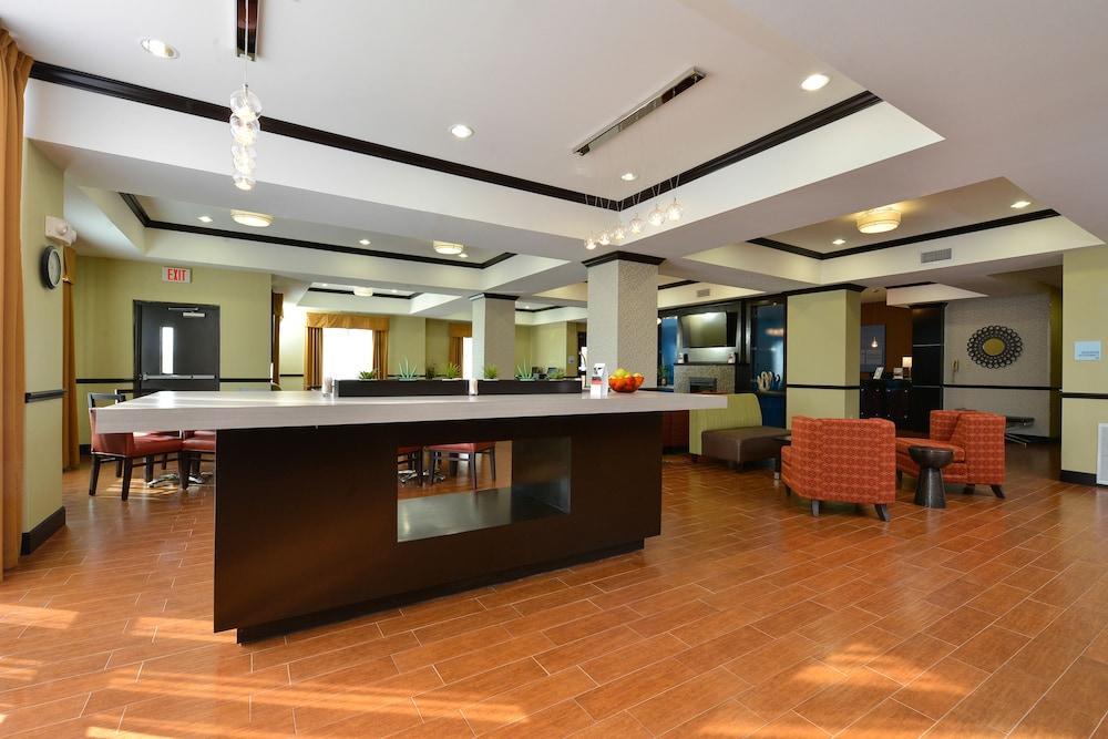 Holiday Inn Express Alva By Ihg Exteriér fotografie