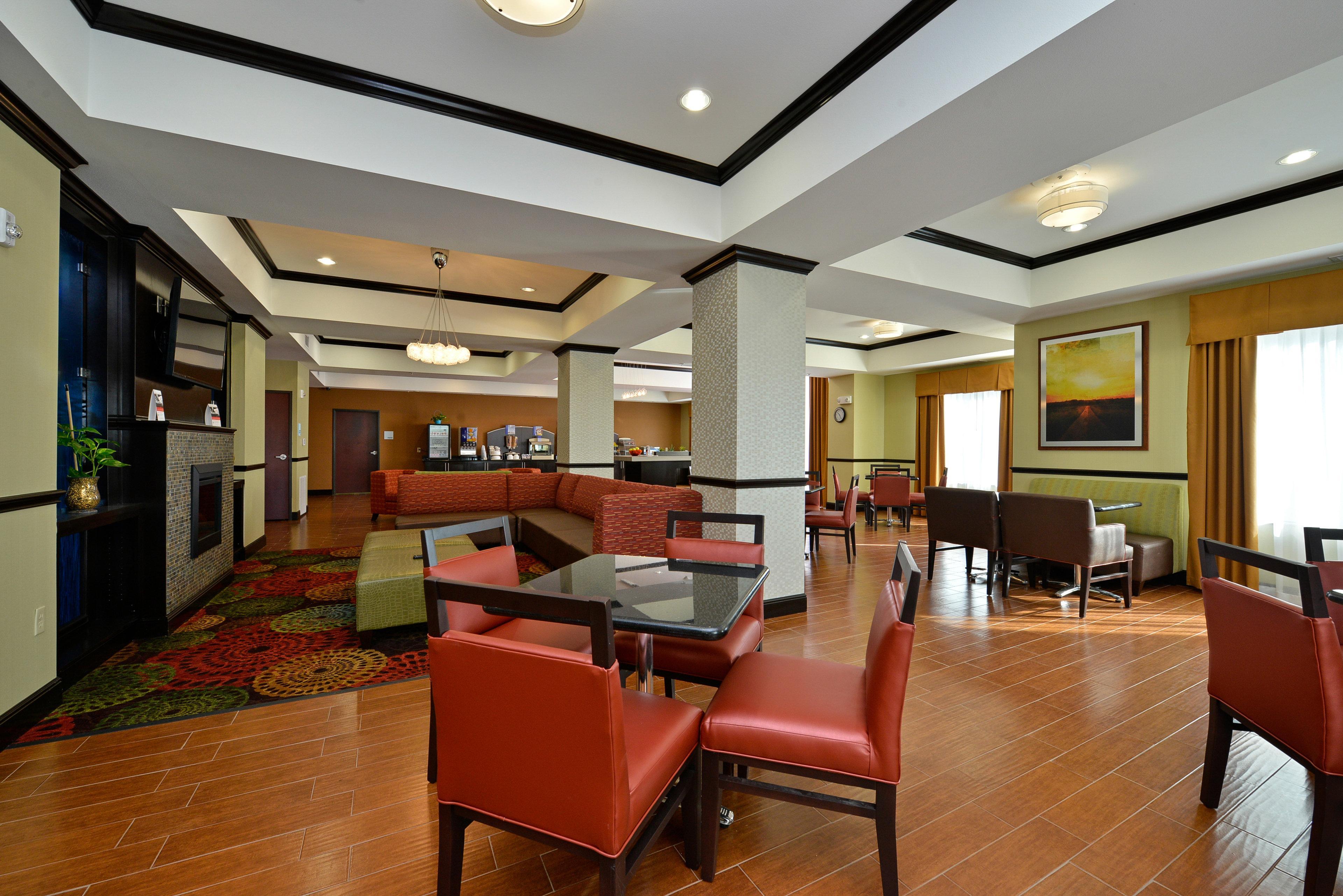 Holiday Inn Express Alva By Ihg Exteriér fotografie