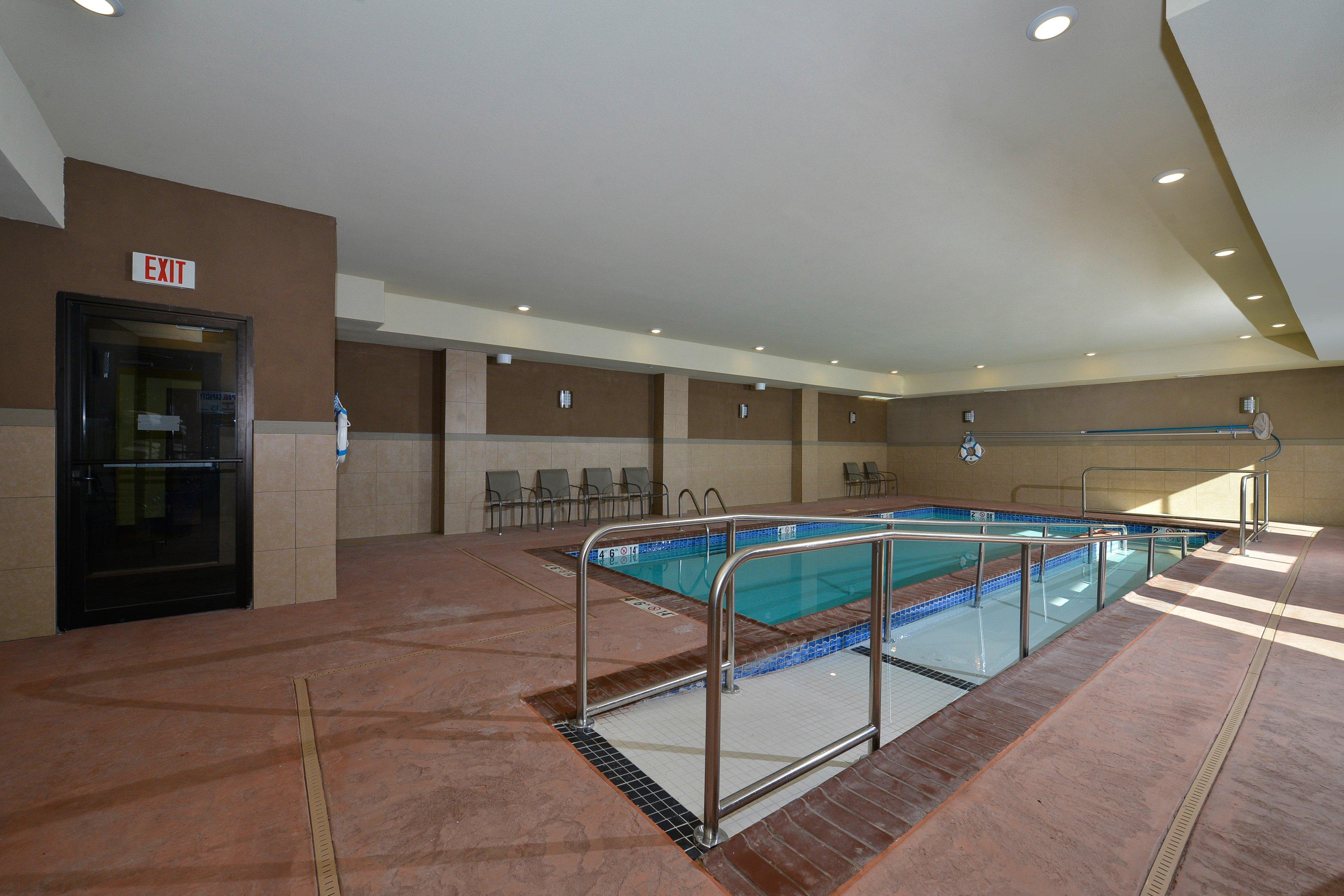Holiday Inn Express Alva By Ihg Exteriér fotografie