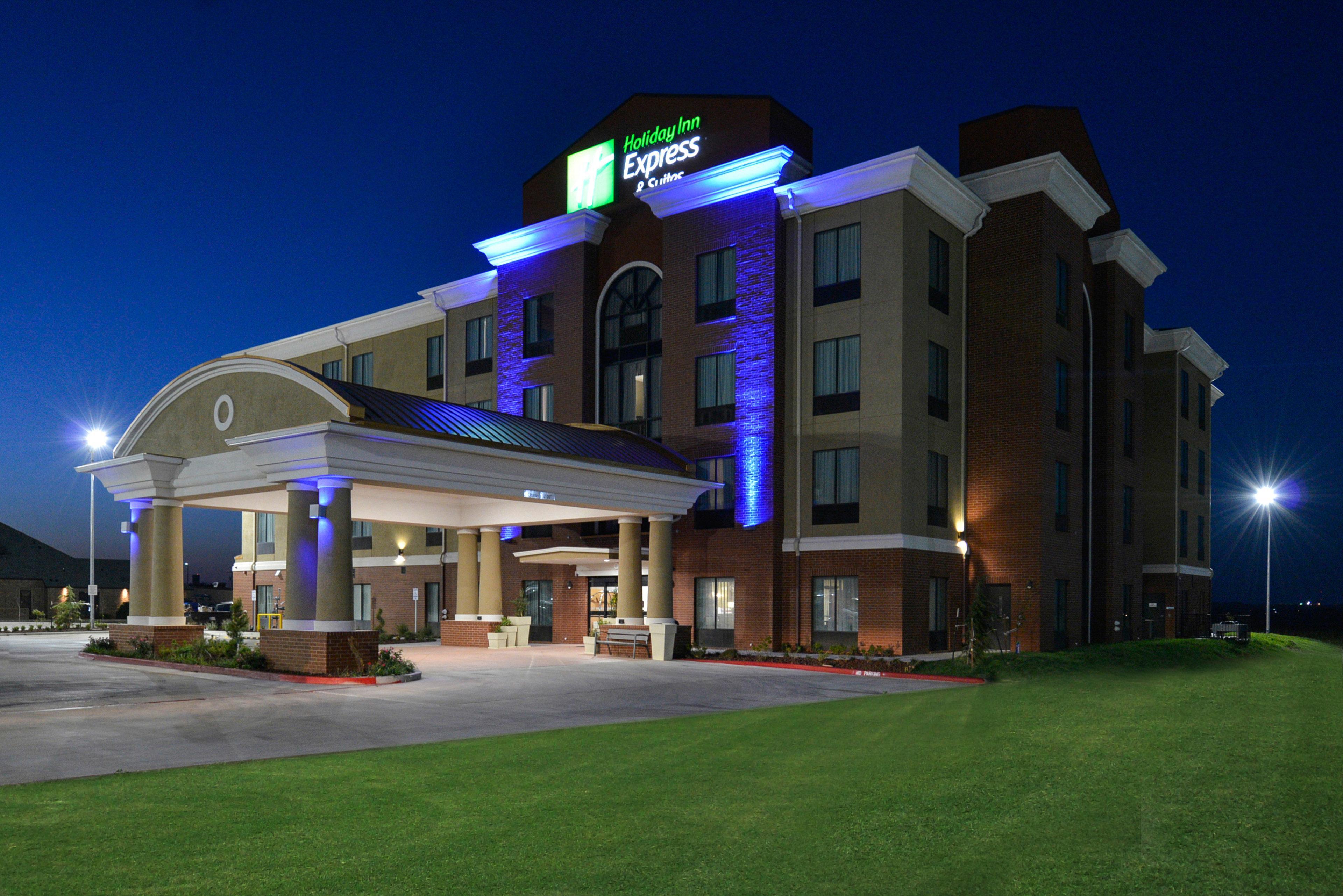 Holiday Inn Express Alva By Ihg Exteriér fotografie