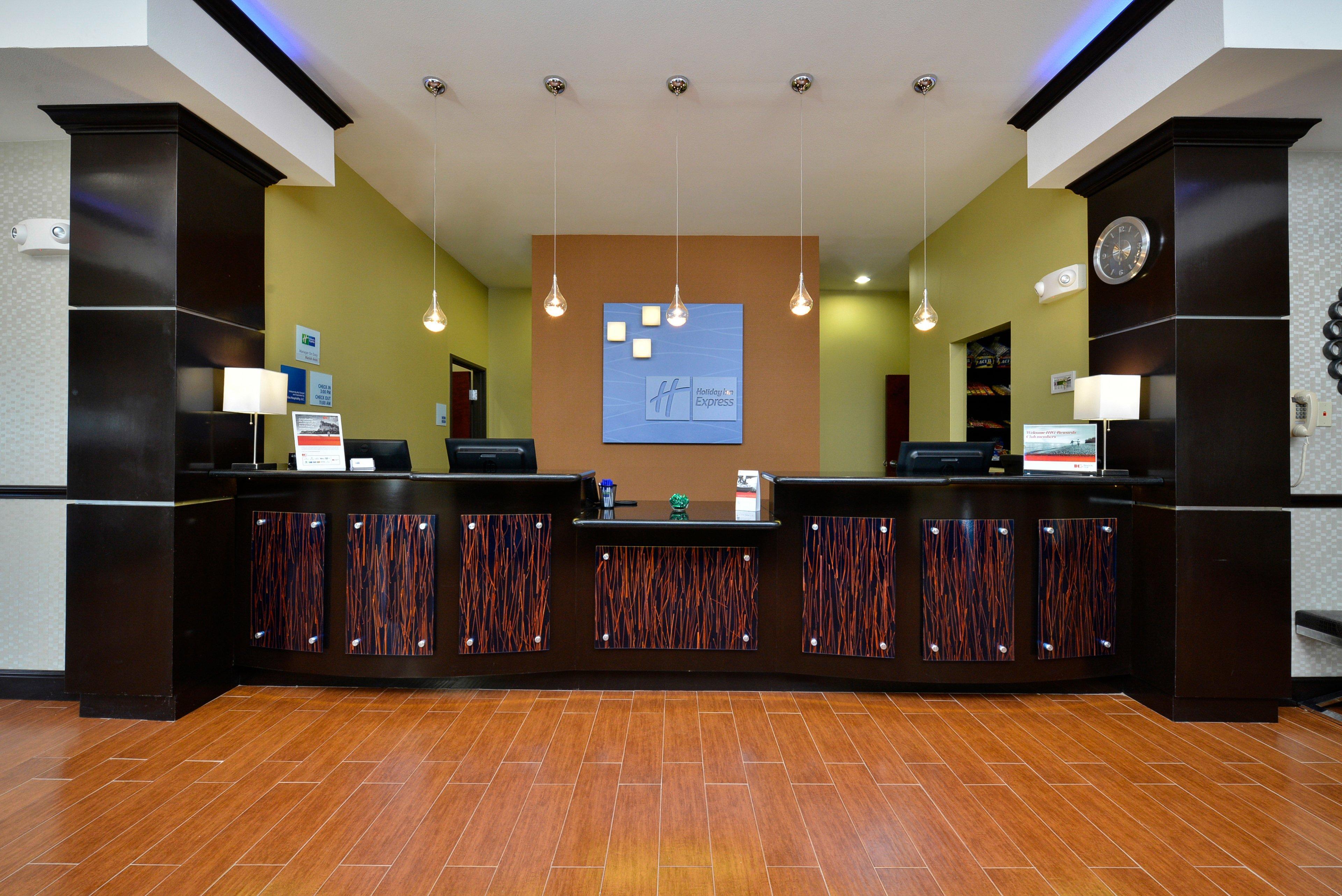Holiday Inn Express Alva By Ihg Exteriér fotografie