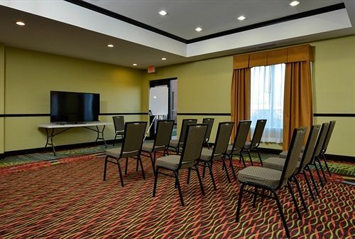 Holiday Inn Express Alva By Ihg Exteriér fotografie